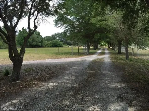 435 Trader Road Fort Denaud FL 33935