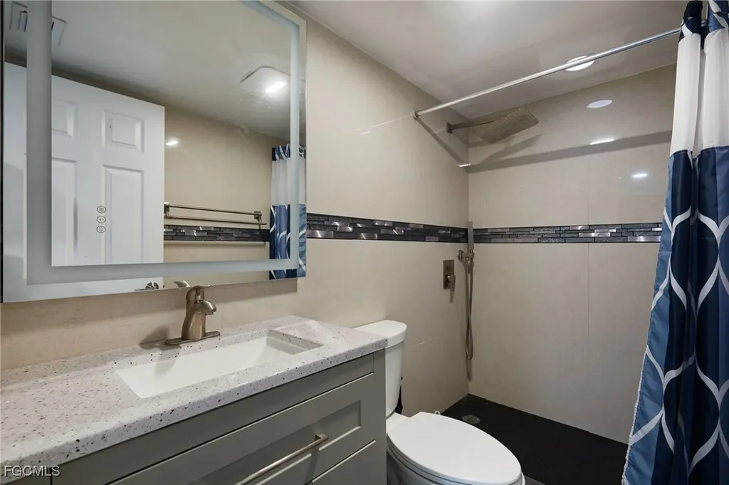 3350 N Key Drive North Fort Myers FL 33903