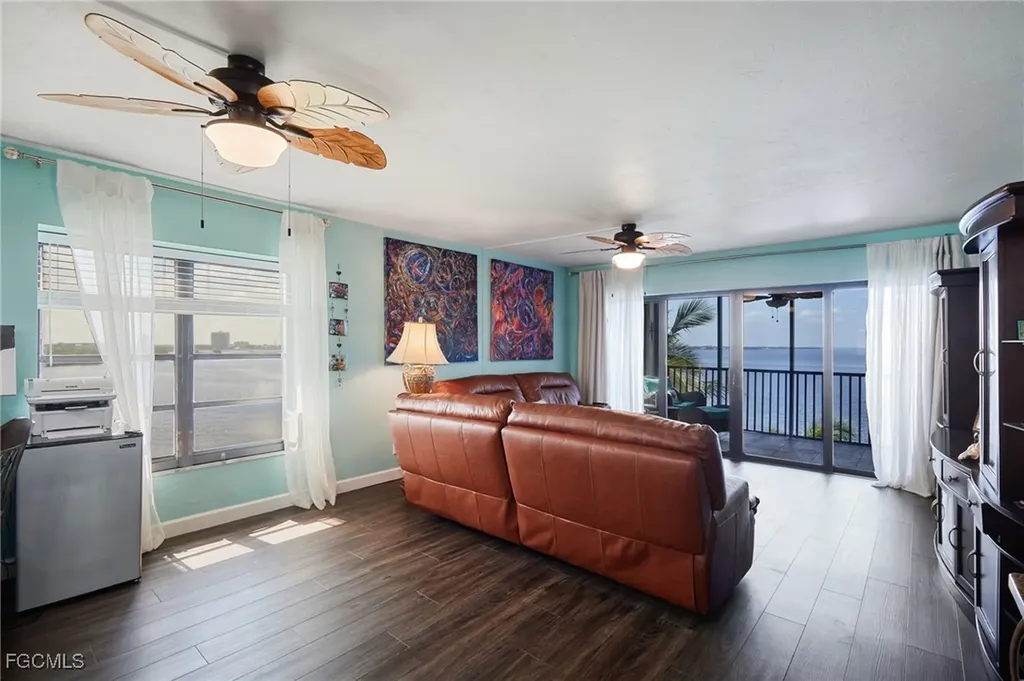 3350 N Key Drive North Fort Myers FL 33903