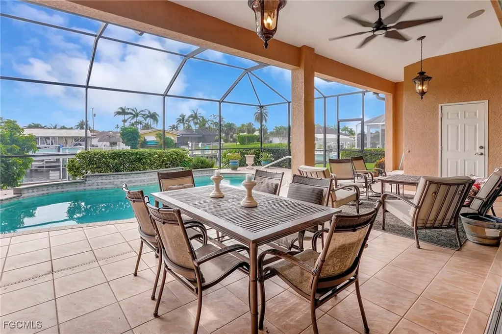 3517 SE 18th Avenue Cape Coral FL 33904