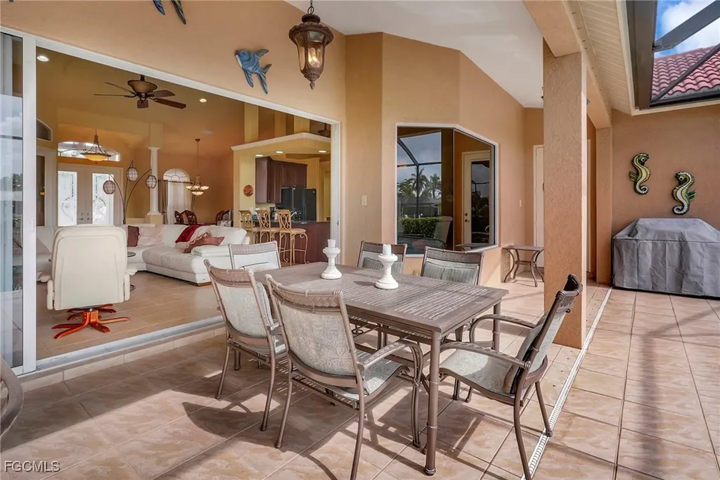 3517 SE 18th Avenue Cape Coral FL 33904