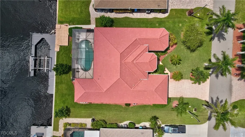 3517 SE 18th Avenue Cape Coral FL 33904