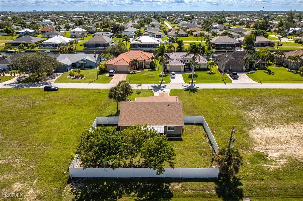 3532 SW 15th Place Cape Coral FL 33914