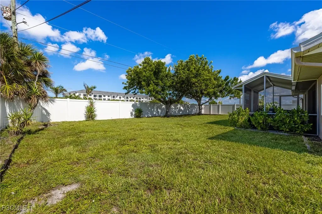 3532 SW 15th Place Cape Coral FL 33914