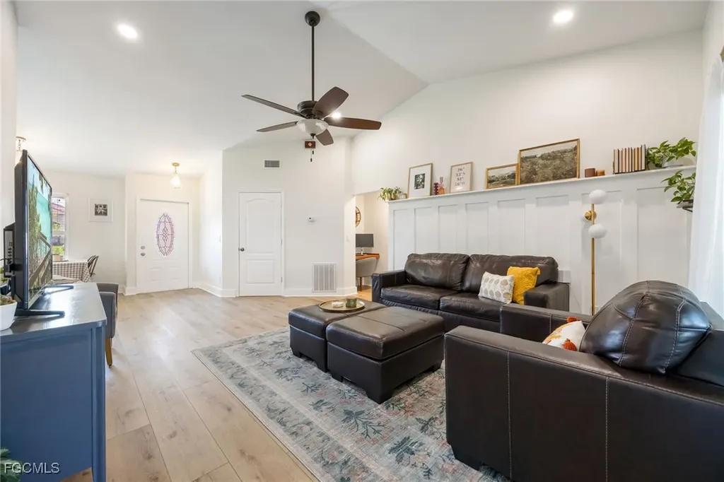 3532 SW 15th Place Cape Coral FL 33914