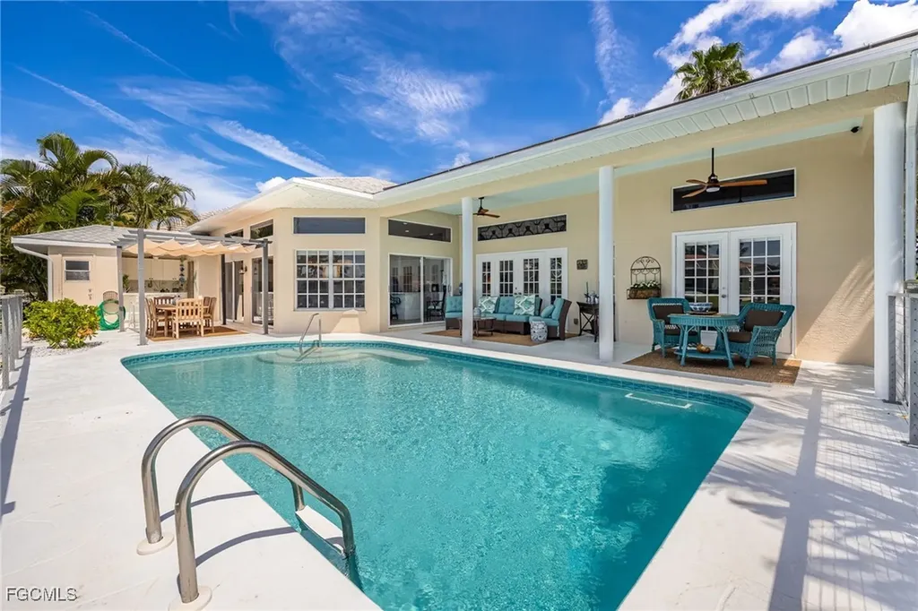 2806 SW 40th Street Cape Coral FL 33914