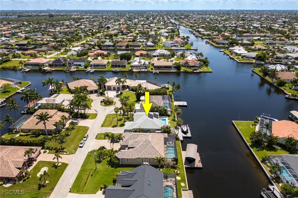 2806 SW 40th Street Cape Coral FL 33914