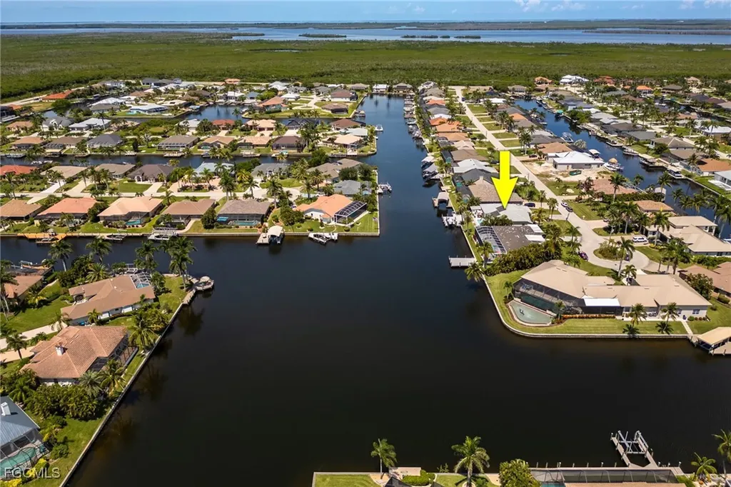 2806 SW 40th Street Cape Coral FL 33914