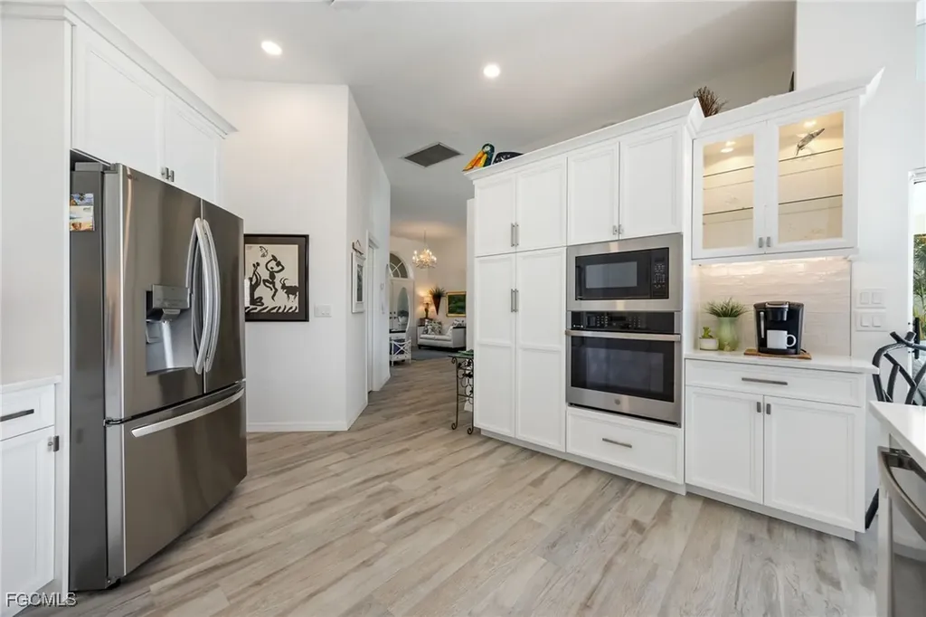 2806 SW 40th Street Cape Coral FL 33914