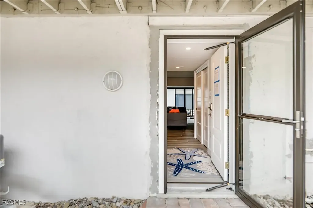 760 Sextant Drive Sanibel FL 33957