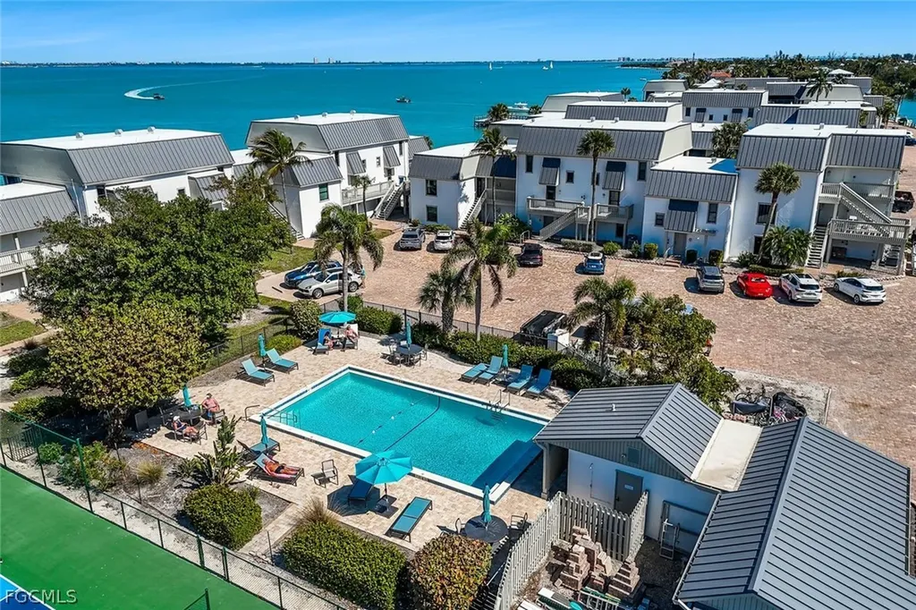 760 Sextant Drive Sanibel FL 33957