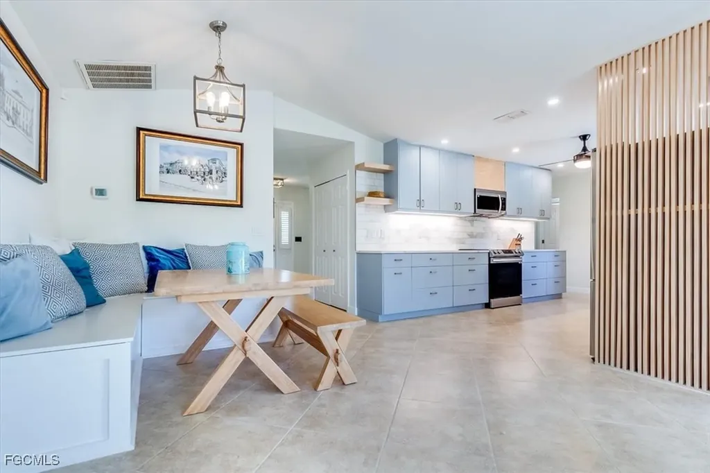 49 Willoughby Drive Naples FL 34110