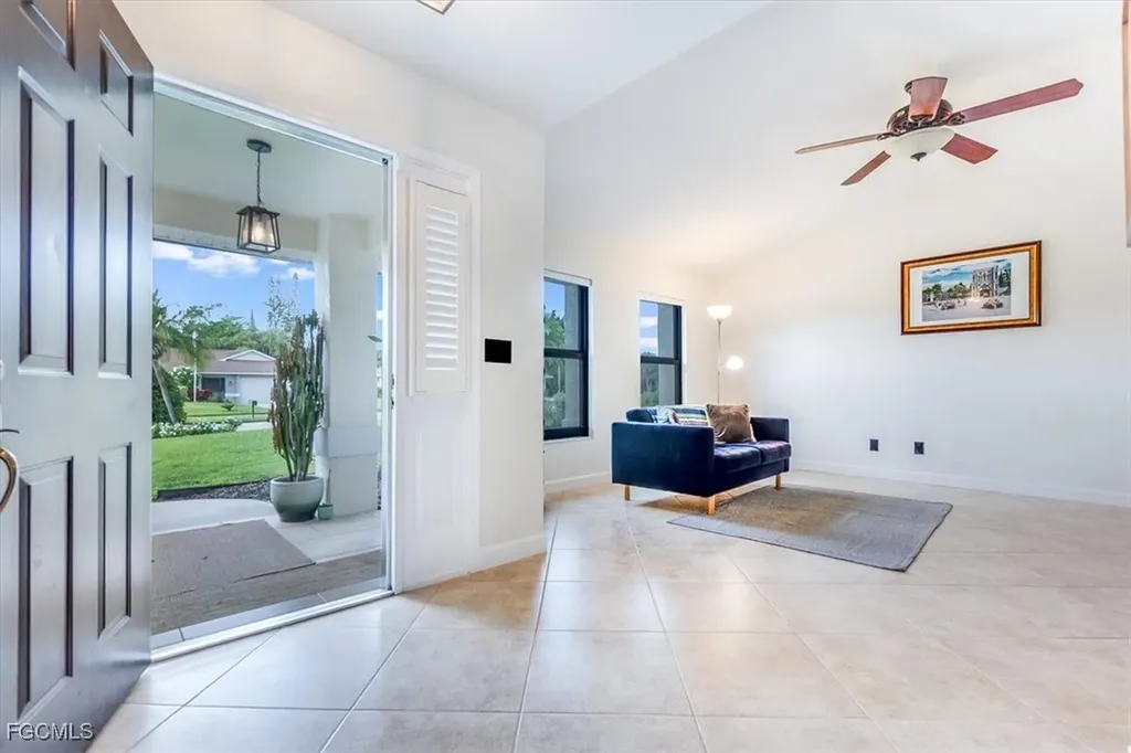 49 Willoughby Drive Naples FL 34110