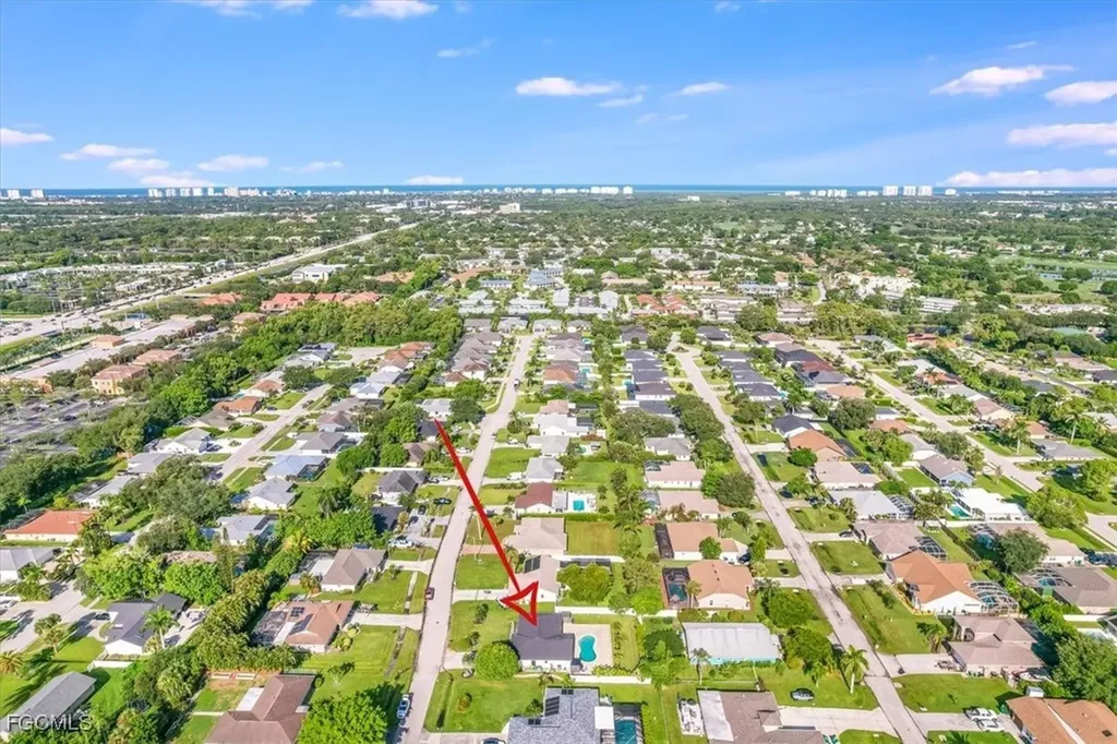 49 Willoughby Drive Naples FL 34110