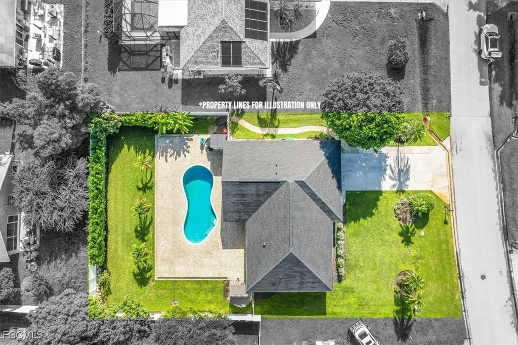 49 Willoughby Drive Naples FL 34110