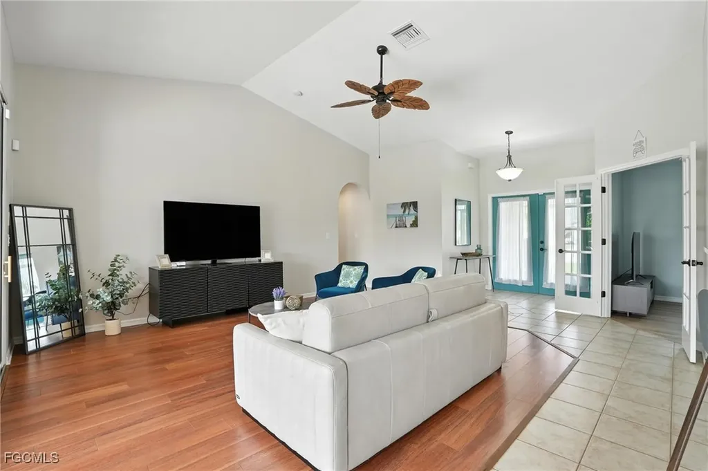 3023 SW 23rd Avenue Cape Coral FL 33914