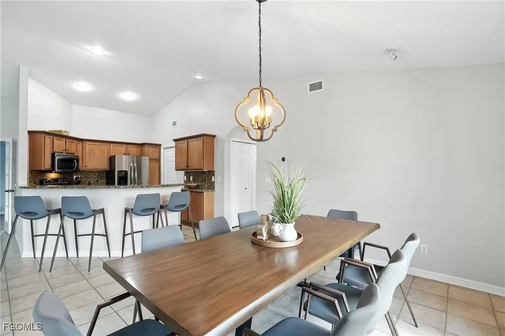 3023 SW 23rd Avenue Cape Coral FL 33914