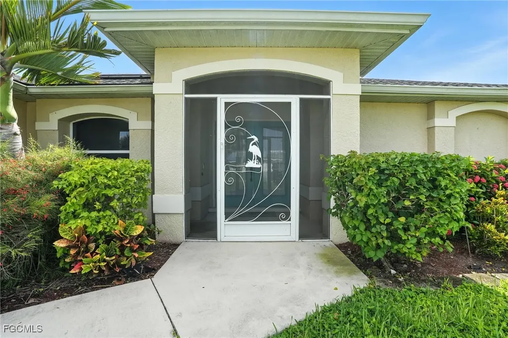 3023 SW 23rd Avenue Cape Coral FL 33914