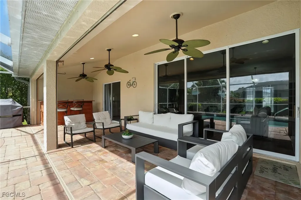 3023 SW 23rd Avenue Cape Coral FL 33914