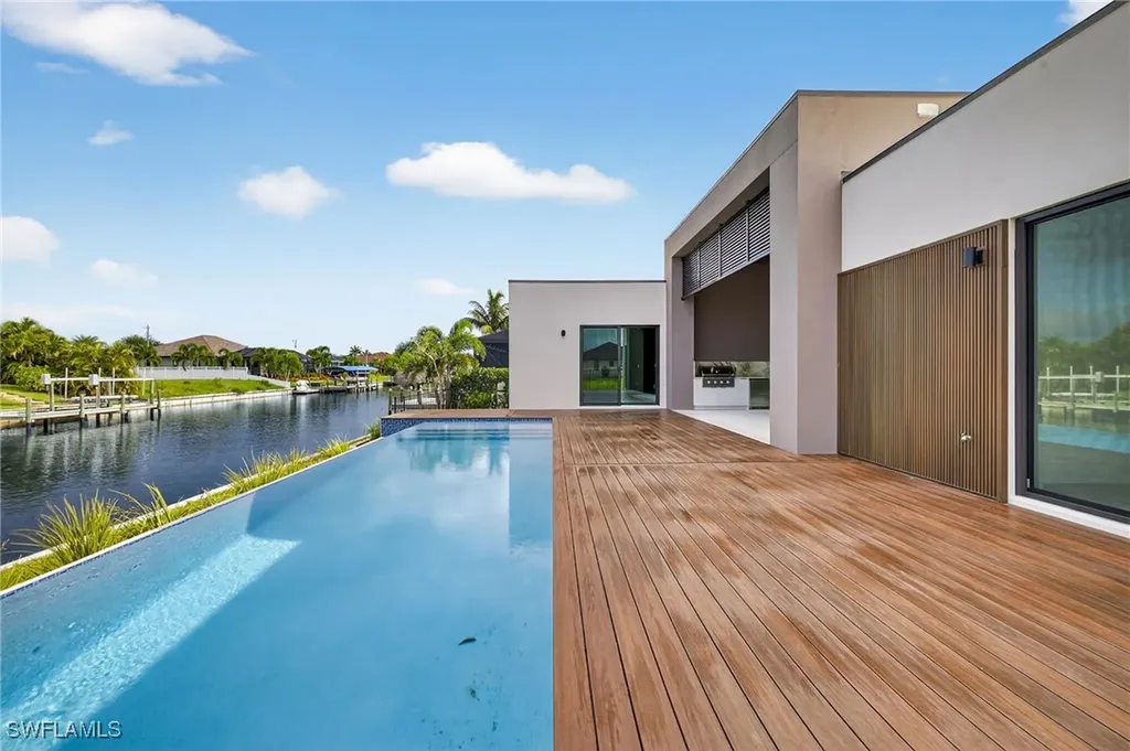 2608 SW 20th Avenue Cape Coral FL 33914