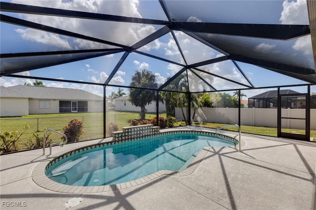 2616 SW 27th Street Cape Coral FL 33914