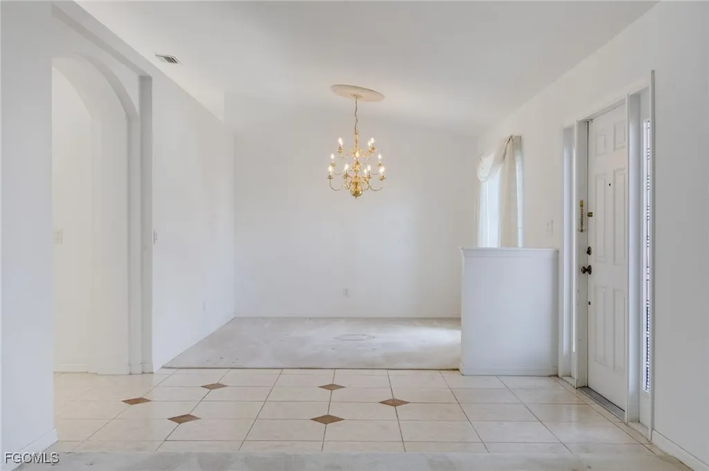 2616 SW 27th Street Cape Coral FL 33914