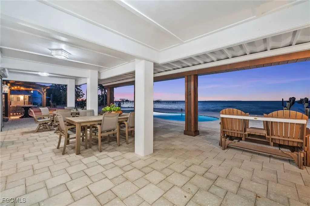 7660 Bocilla Lane Bokeelia FL 33922