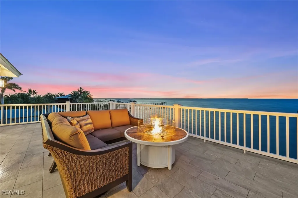 7660 Bocilla Lane Bokeelia FL 33922