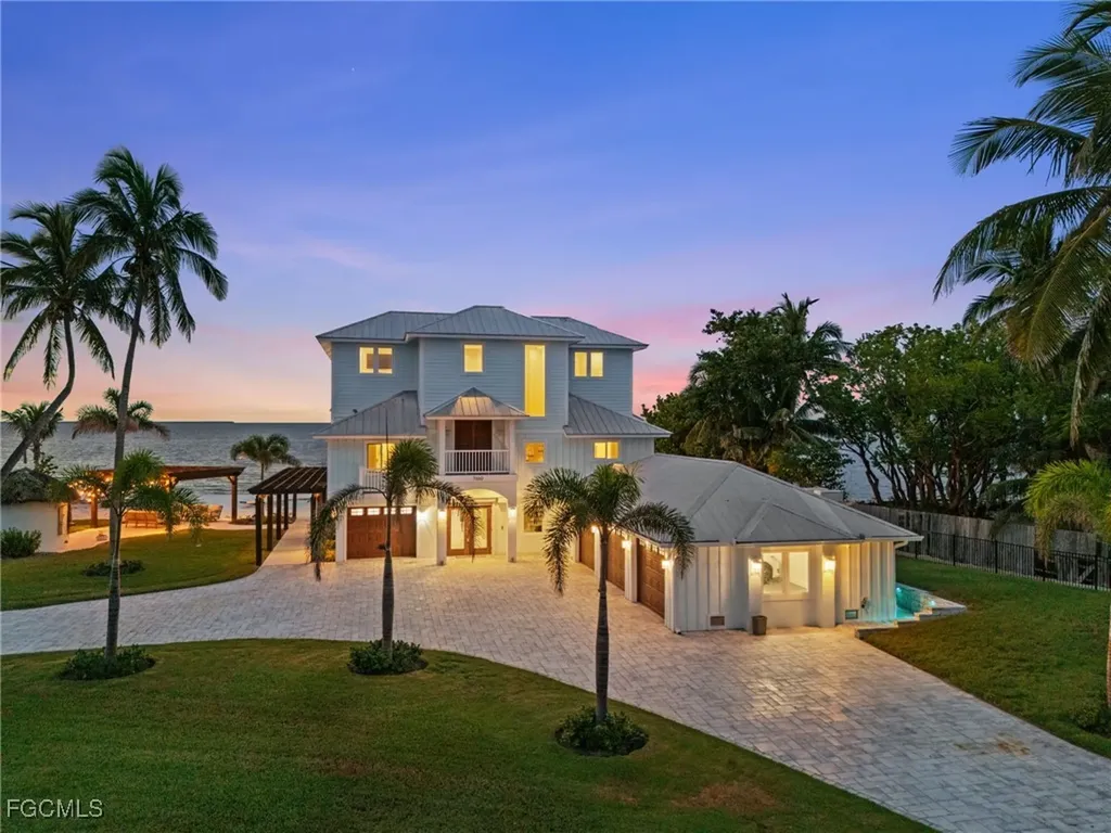 7660 Bocilla Lane Bokeelia FL 33922