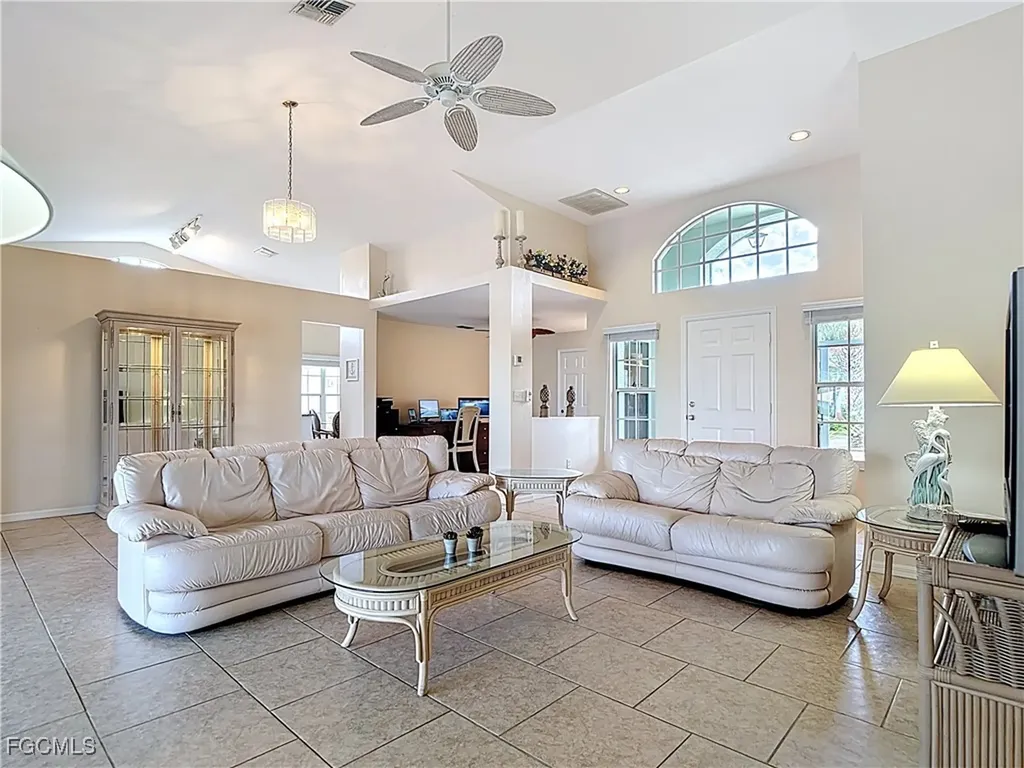 2241 Rio Nuevo Drive North Fort Myers FL 33917