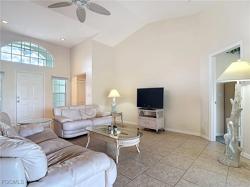 2241 Rio Nuevo Drive North Fort Myers FL 33917