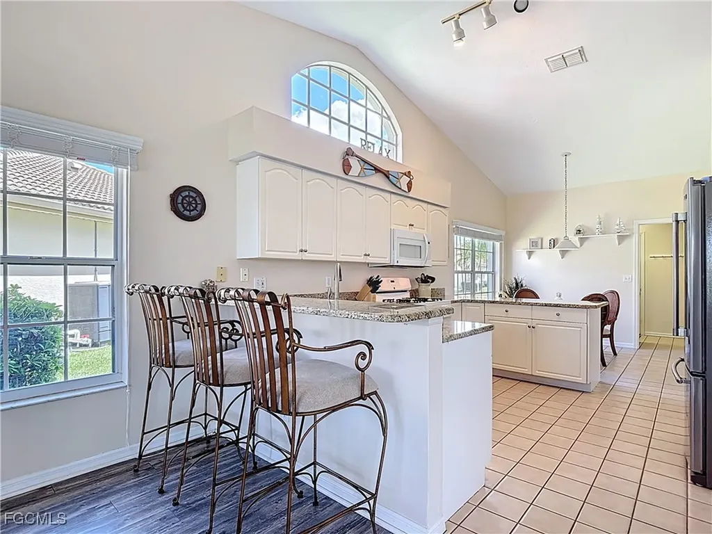 2241 Rio Nuevo Drive North Fort Myers FL 33917