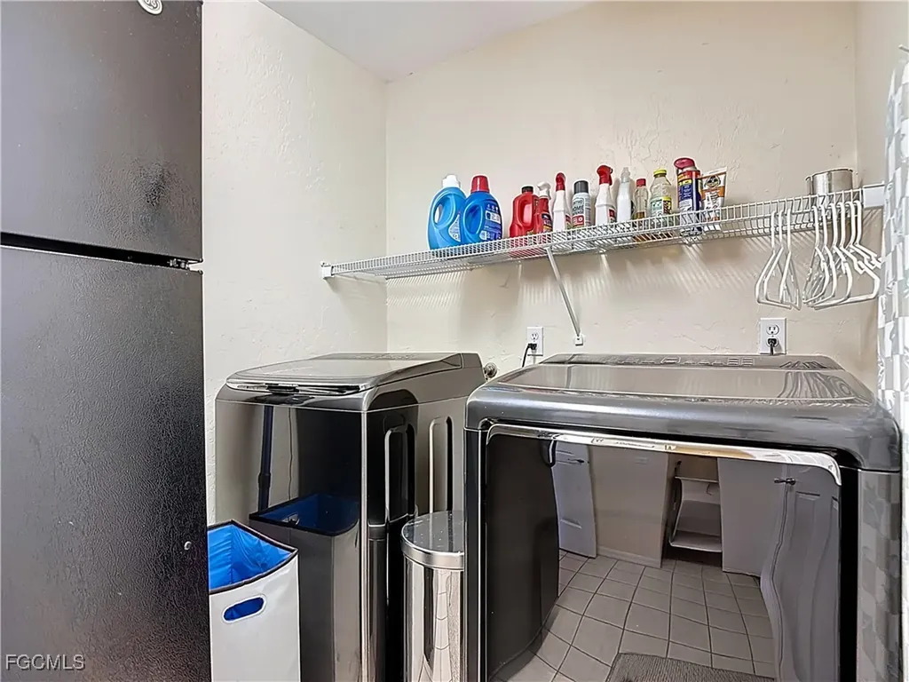 2241 Rio Nuevo Drive North Fort Myers FL 33917