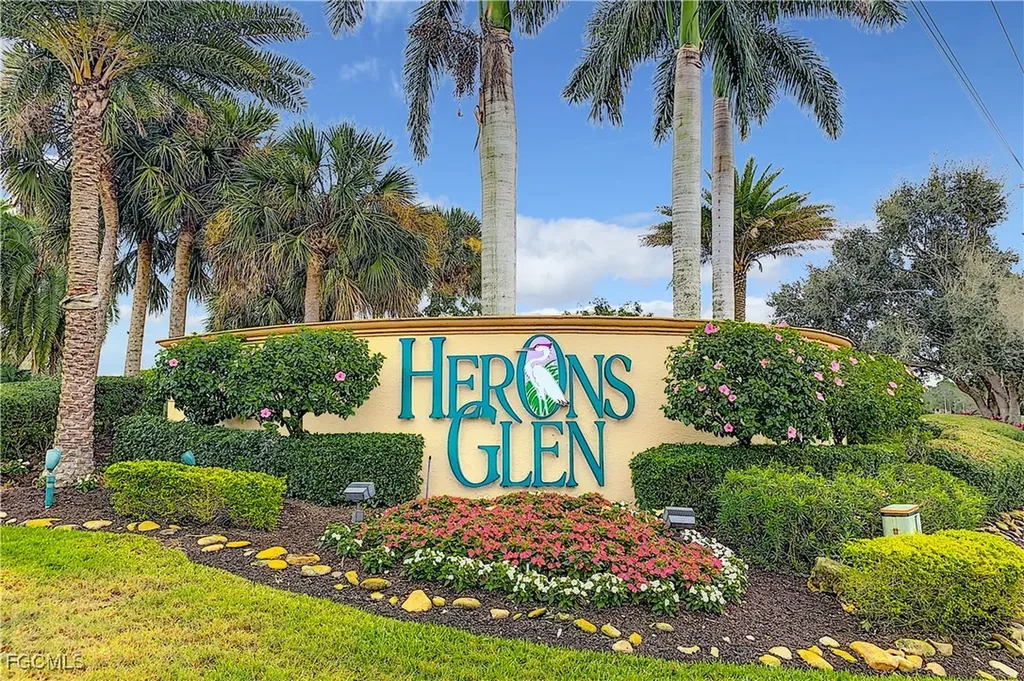 2241 Rio Nuevo Drive North Fort Myers FL 33917