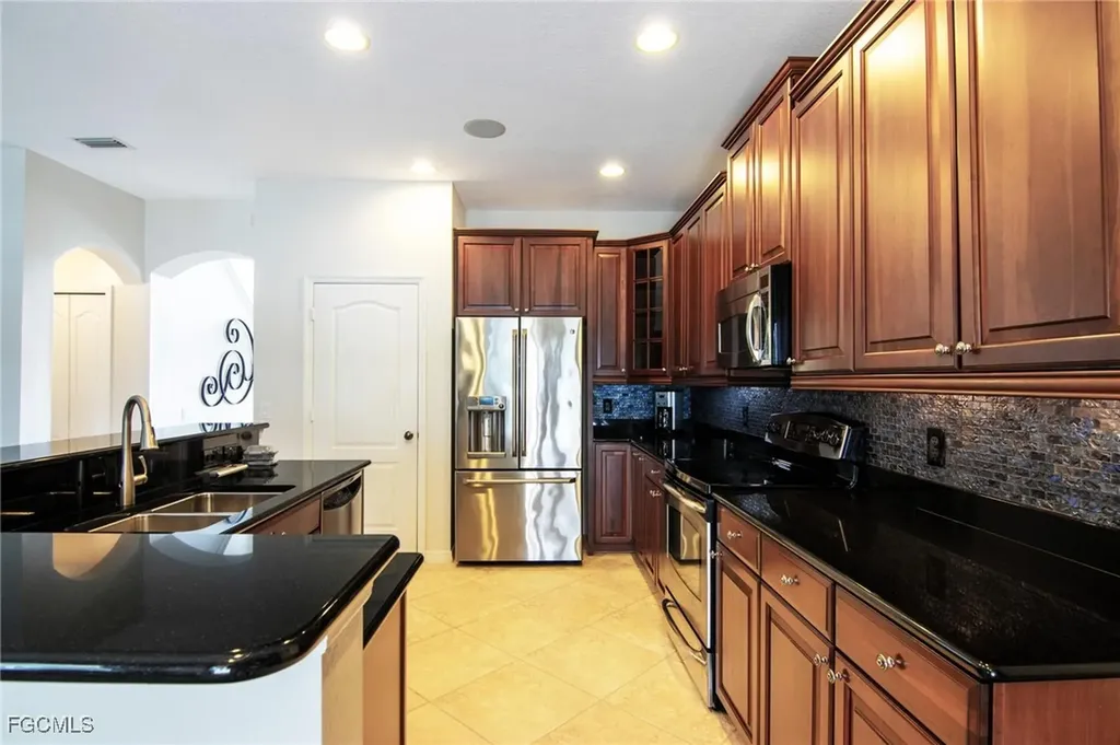 2550 Verdmont Court Cape Coral FL 33991