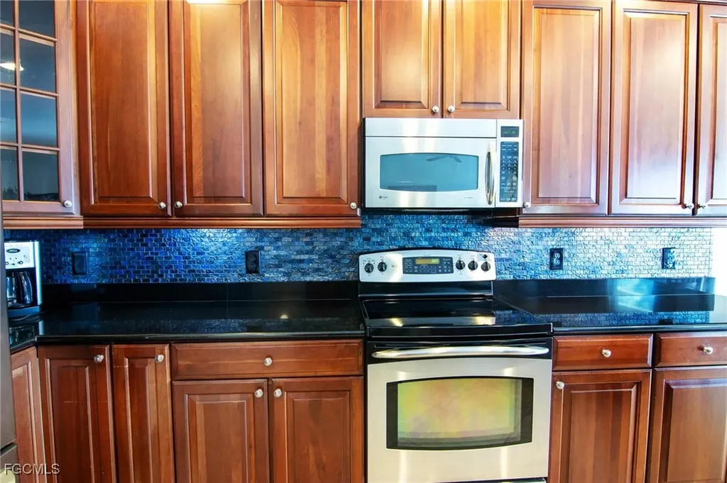 2550 Verdmont Court Cape Coral FL 33991