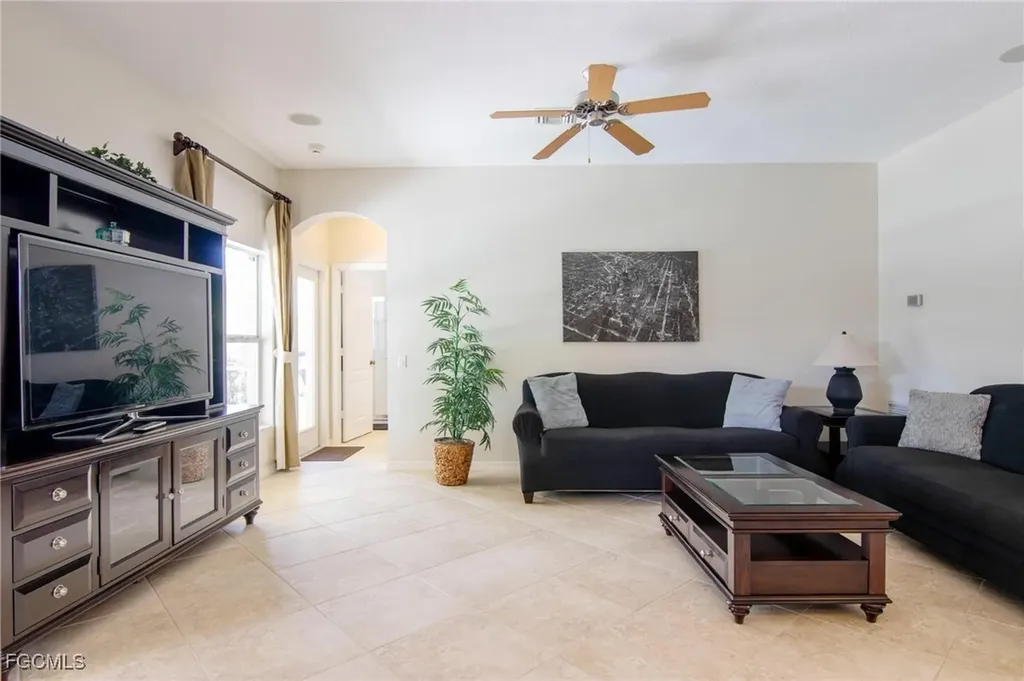 2550 Verdmont Court Cape Coral FL 33991
