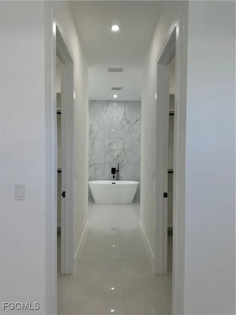 1801 SW 28th Lane Cape Coral FL 33914