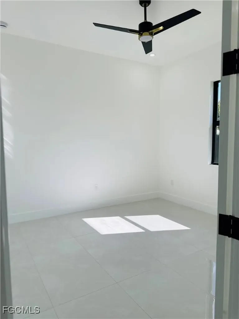 1801 SW 28th Lane Cape Coral FL 33914