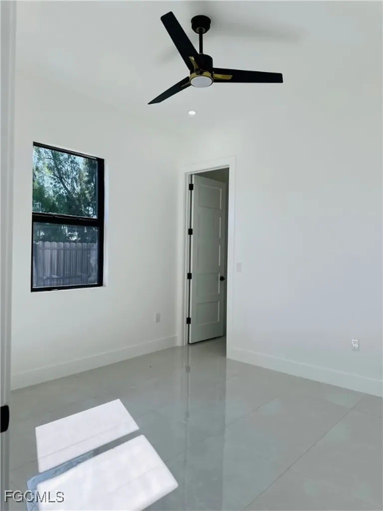 1801 SW 28th Lane Cape Coral FL 33914