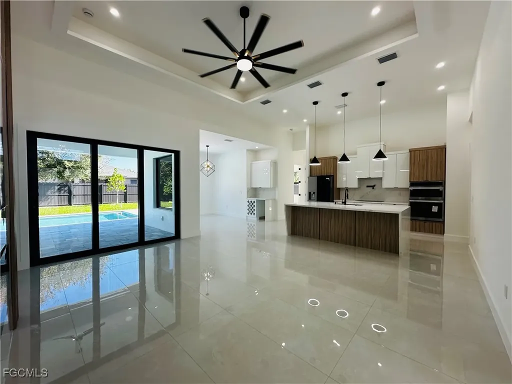 1801 SW 28th Lane Cape Coral FL 33914