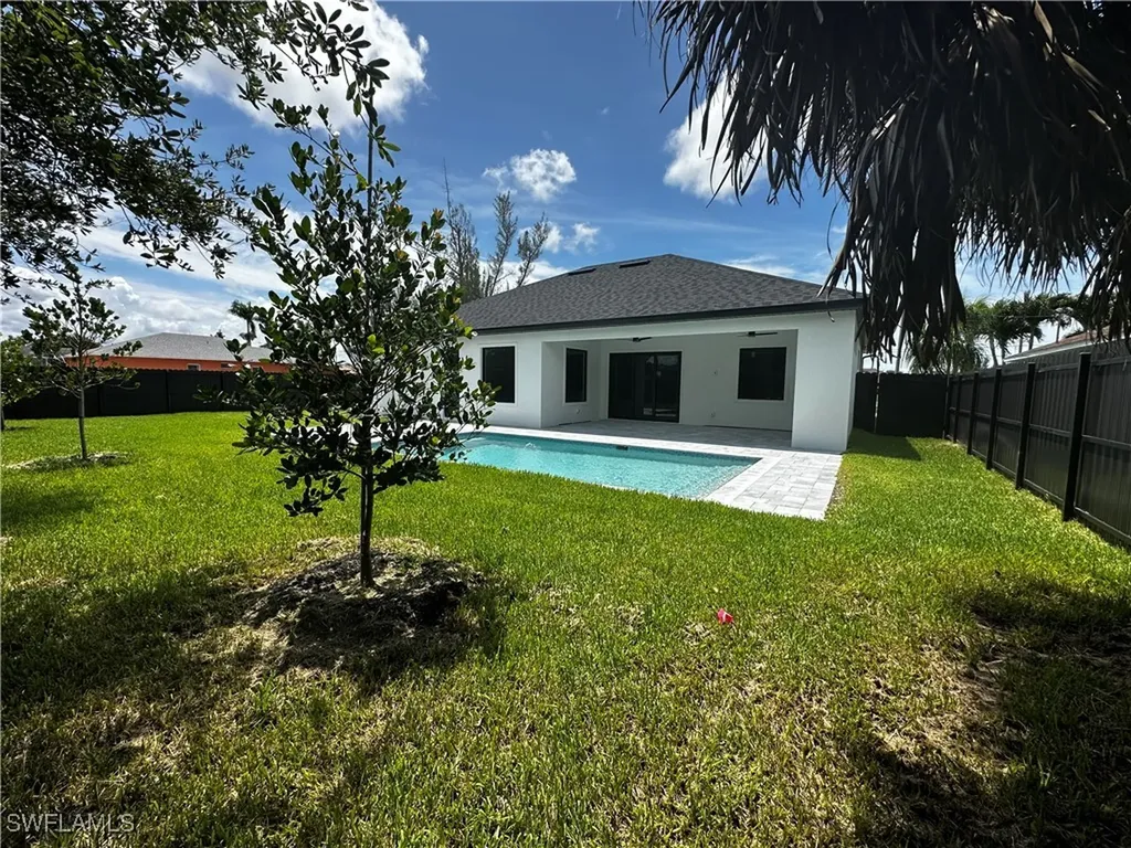 1801 SW 28th Lane Cape Coral FL 33914