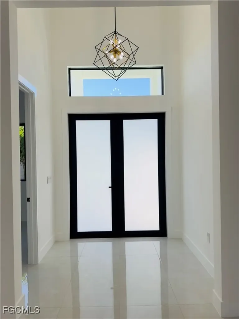 1801 SW 28th Lane Cape Coral FL 33914