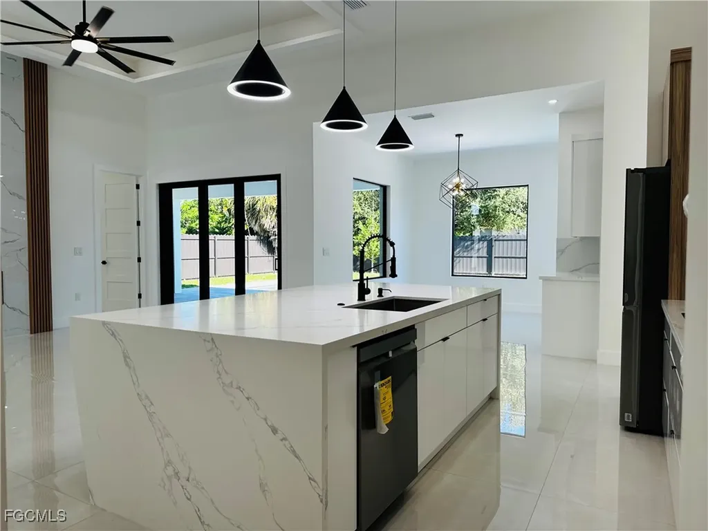 1801 SW 28th Lane Cape Coral FL 33914