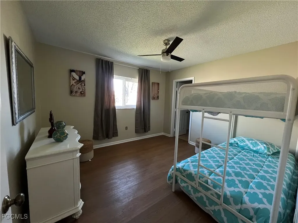 1406 SE 22nd Street Cape Coral FL 33990