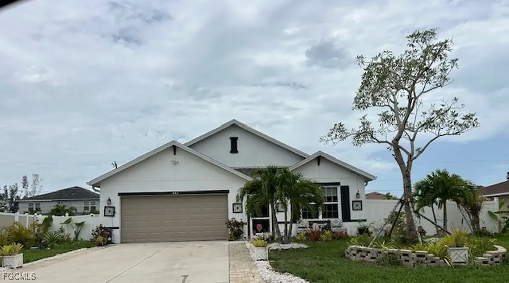 442 SW 19th Lane Cape Coral FL 33991