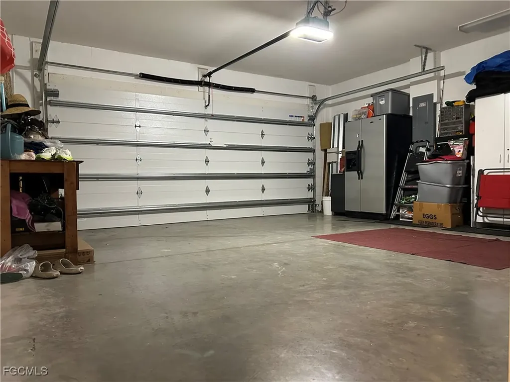 442 SW 19th Lane Cape Coral FL 33991