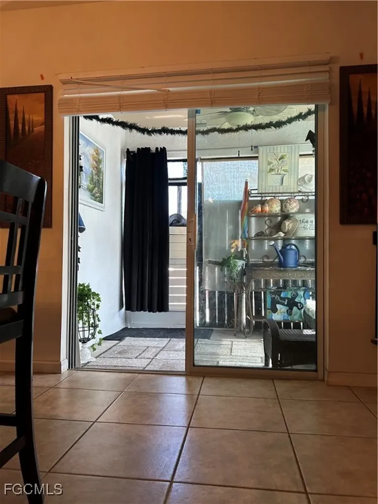 442 SW 19th Lane Cape Coral FL 33991