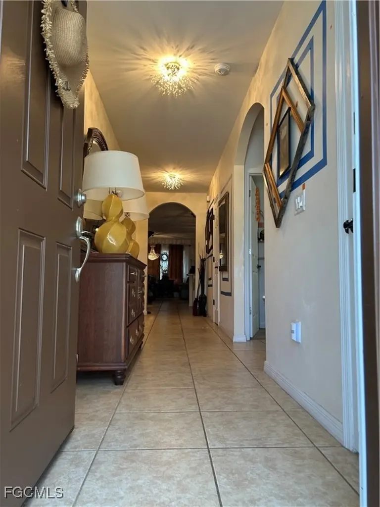 442 SW 19th Lane Cape Coral FL 33991