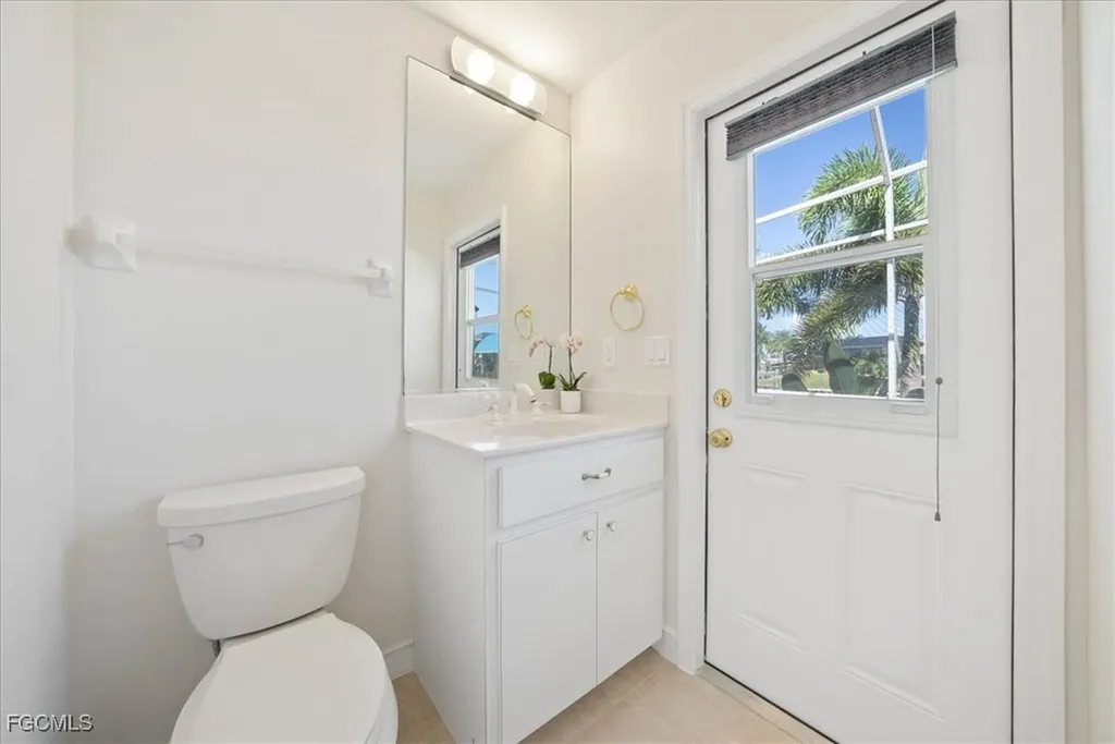 1227 SW 51st Street Cape Coral FL 33914